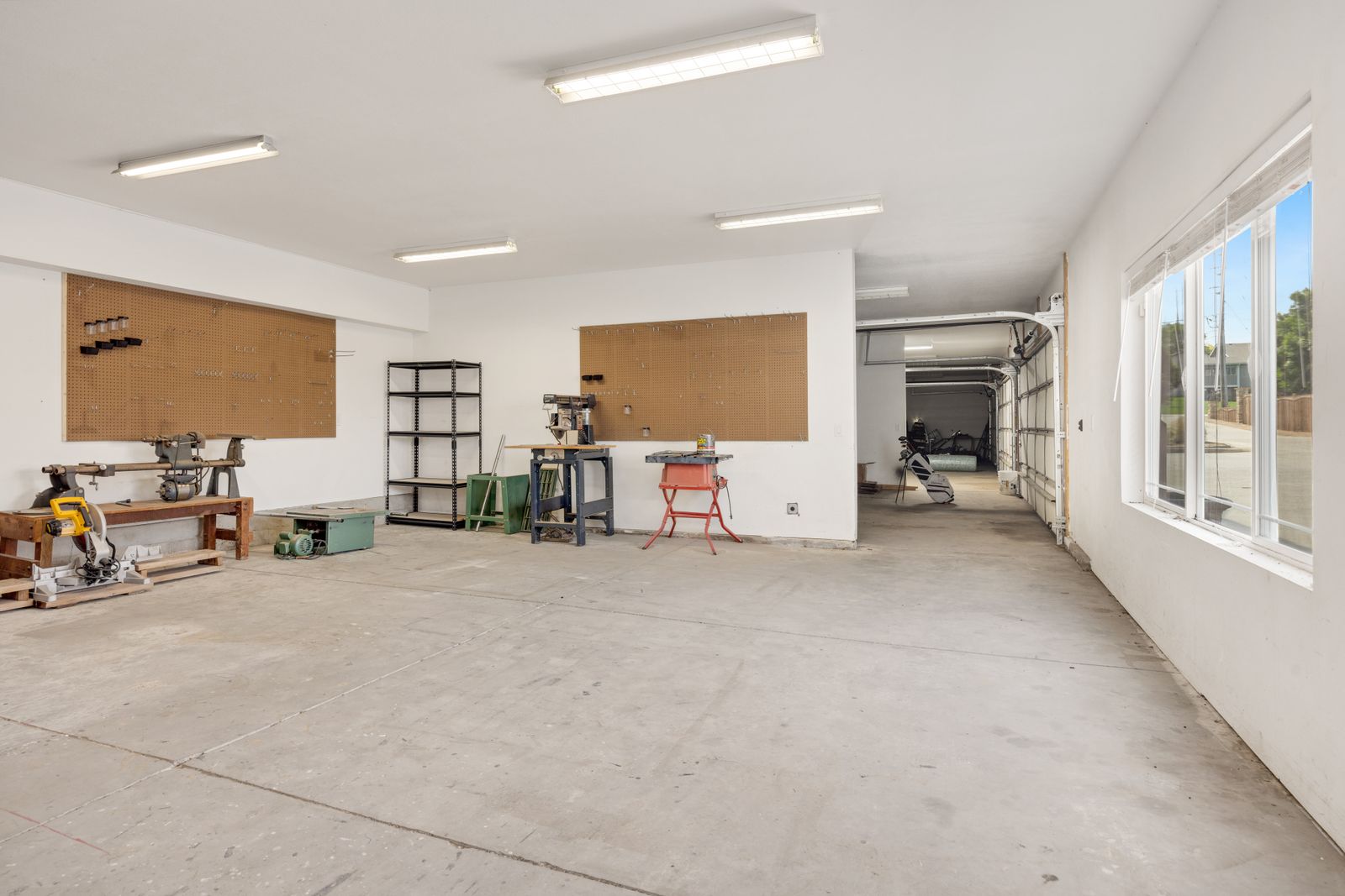 Precision repair workshop environment